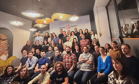 photo of the entire fruggr team